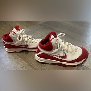 Boys Nike Air Max Elite High Top Basketball Shoes, Sz 6